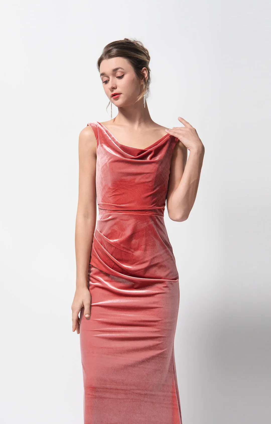 Cowl Neck Figure-Flattering Cut Mermaid