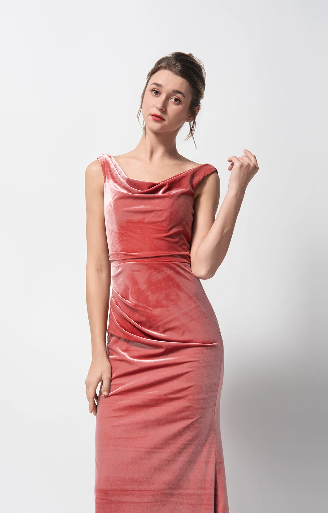 Cowl Neck Figure-Flattering Cut Mermaid