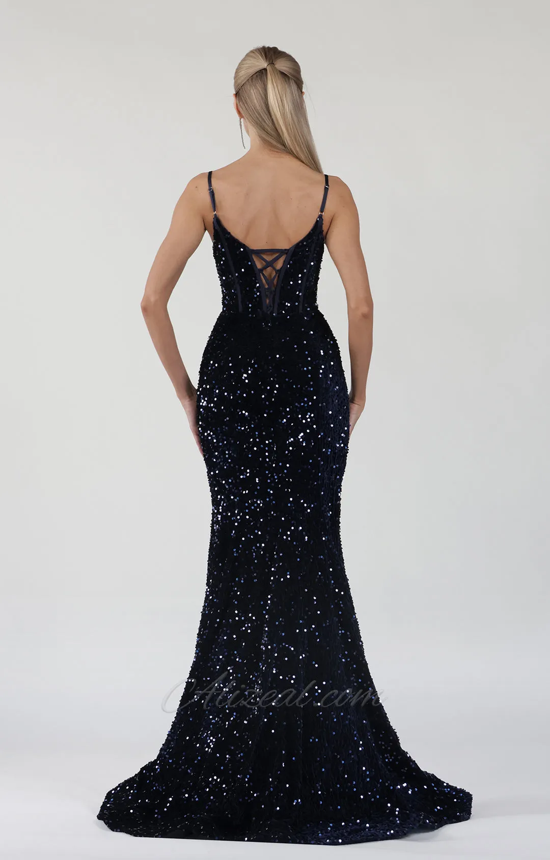 Deep V-Neck Adjustable Straps Sequins Small Tail Dresses