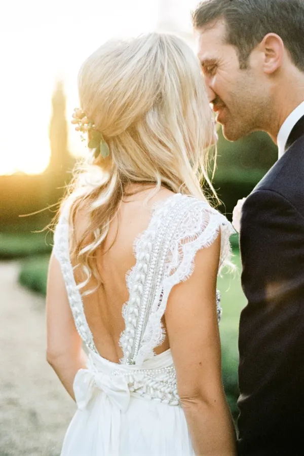 Kateprom Romantic Wedding Dresses Modest Deep V neck Straps Modest Beach Open Back Bridal Gowns KPW0716