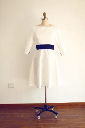 Knee Length Long Sleeve Vintage Wedding Dress